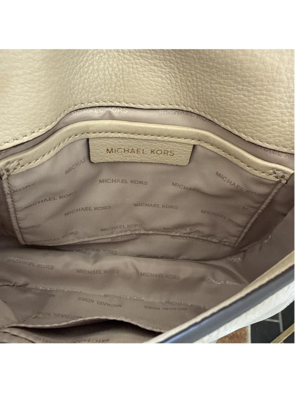 Michael Kors Pebble Leather Half Dome Crossbody Purse Bag